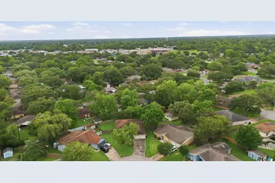 4929 Monarch Oak Lane, Texas City, TX 77591 - Photo 32