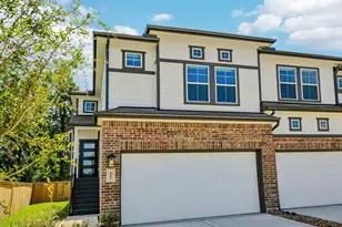 417 East Coralburst Loop, Montgomery, TX 77316 - Photo 2