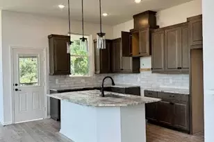 417 East Coralburst Loop, Montgomery, TX 77316 - Photo 2