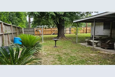 206 W Mitchell Road, Houston, TX 77037 - Photo 10