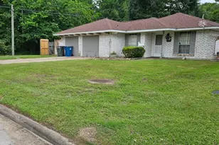 206 W Mitchell Rd, Houston, TX 77037 - Photo 1