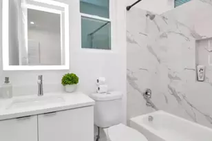 502 Schweikhardt St, Houston, TX 77020 - Photo 12