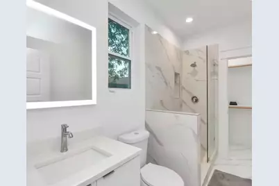502 Schweikhardt Street #C, Houston, TX 77020 - Photo 8