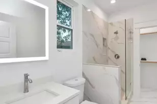 502 Schweikhardt St, Houston, TX 77020 - Photo 8