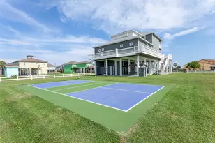 1255 Cloon St, Crystal Beach, TX 77650 - Photo 42