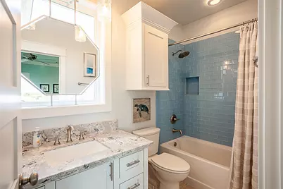 1255 Cloon Street, Crystal Beach, TX 77650 - Photo 32