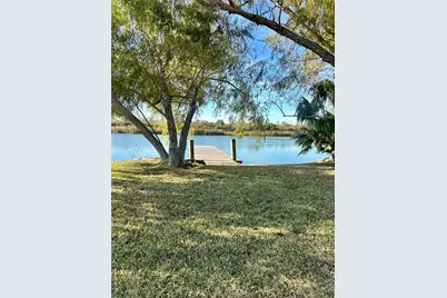 2726 Avenue D, San Leon, TX 77539 - Photo 2