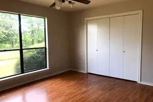 62 Laurel Ct, Cleveland, TX 77327 - Photo 8