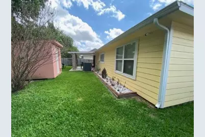 2634 Sockeye Drive, Houston, TX 77045 - Photo 10