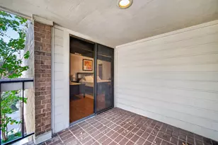 4724 Post Oak Timber Dr, Houston, TX 77056 - Photo 38