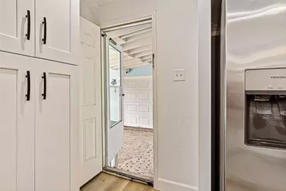 1602 55th Street, Galveston, TX 77551 - Photo 20