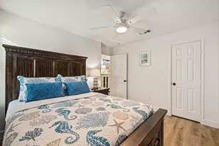 1602 55th St, Galveston, TX 77551 - Photo 24