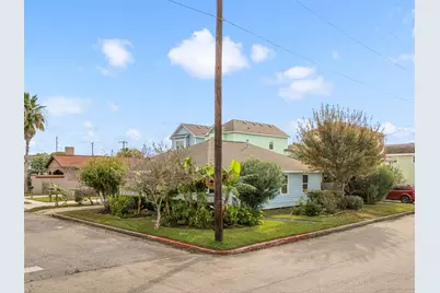1602 55th Street, Galveston, TX 77551 - Photo 1