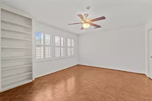 4868 Post Oak Timber Dr, Houston, TX 77056 - Photo 22