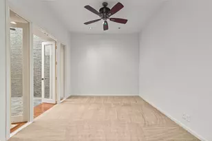 4868 Post Oak Timber Dr, Houston, TX 77056 - Photo 8