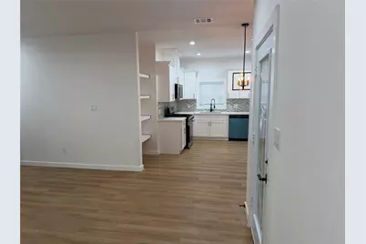 5235 Myrtlewood Street #A, Houston, TX 77033 - Photo 4