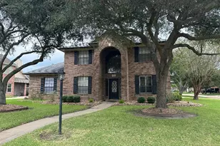 308 Rosemary Ln, Lake Jackson, TX 77566 - Photo 1
