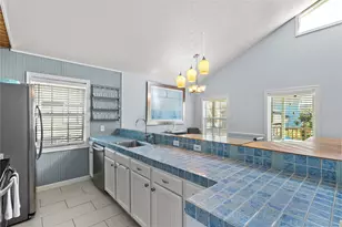 13810 San Domingo Dr, Galveston, TX 77554 - Photo 14