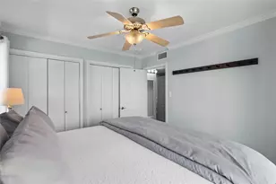 13810 San Domingo Dr, Galveston, TX 77554 - Photo 24