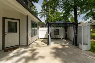 14802 Libra Ct, Willis, TX 77318 - Photo 6