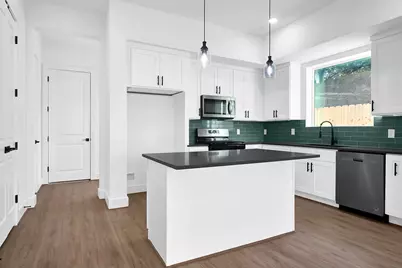 7819 Colonial Lane, Houston, TX 77051 - Photo 6