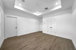 7819 Colonial Ln, Houston, TX 77051 - Photo 18