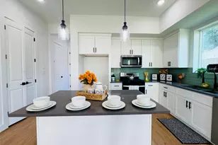 7819 Colonial Ln, Houston, TX 77051 - Photo 8