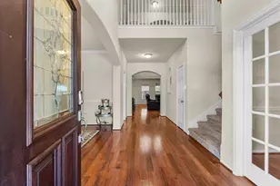 4322 Evergreen Dr, Friendswood, TX 77546 - Photo 2