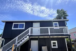 2919 Avenue K, Galveston, TX 77550 - Photo 2