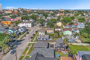 2919 Avenue K, Galveston, TX 77550 - Photo 22