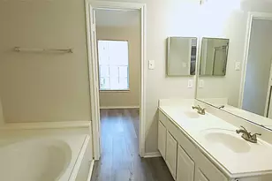 230 S Walden Elms Cir, The Woodlands, TX 77382 - Photo 14