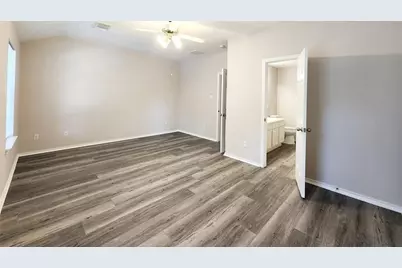 230 S Walden Elms Circle, The Woodlands, TX 77382 - Photo 12