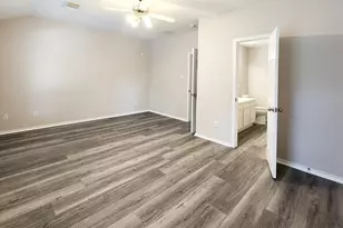 230 S Walden Elms Cir, The Woodlands, TX 77382 - Photo 12