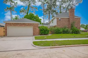 215 Wood Cir Ln, Houston, TX 77015 - Photo 48