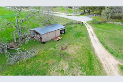 34520 Fulshear Farms Road, Fulshear, TX 77441 - Photo 10