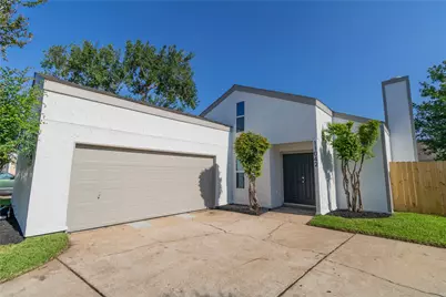 11042 Petworth Drive, Houston, TX 77072 - Photo 2