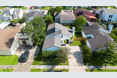 11042 Petworth Drive, Houston, TX 77072 - Photo 4