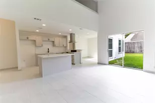 11042 Petworth Dr, Houston, TX 77072 - Photo 10