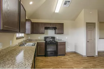5835 S Brenwood Drive, Katy, TX 77449 - Photo 6