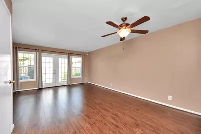 6334 Chevy Chase Drive #17, Houston, TX 77057 - Photo 14