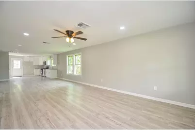 6114 Wedgefield Street, Houston, TX 77028 - Photo 18