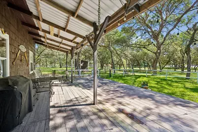 302 Bluebonnet Bend, Sheridan, TX 77475 - Photo 18