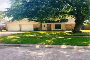 2901 Peach Ln, Pasadena, TX 77502 - Photo 1