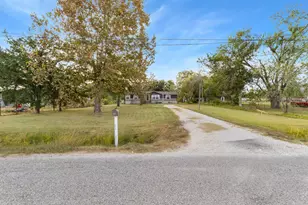 445 County Rd 6021, Dayton, TX 77535 - Photo 1