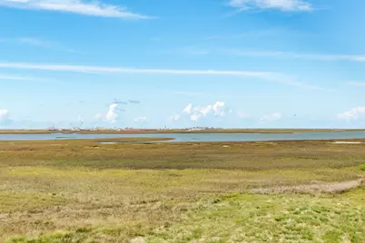 1627 Blue Water Hwy, Surfside Beach, TX 77541 - Photo 12