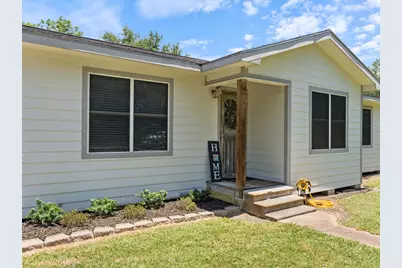 444 Avenue C, Blessing, TX 77419 - Photo 2