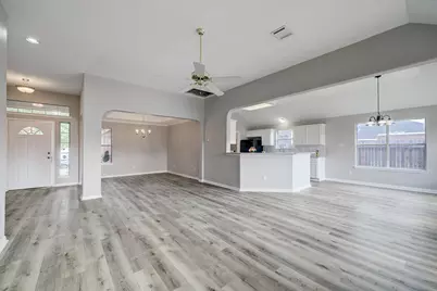 24031 Holleygate Court, Spring, TX 77373 - Photo 6