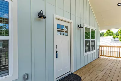 4213 Houx Street, Bacliff, TX 77518 - Photo 4