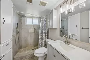 8403 Meadowshire St, Houston, TX 77037 - Photo 4