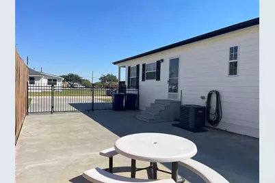 1007 Rose Lane, Eagle Lake, TX 77434 - Photo 32